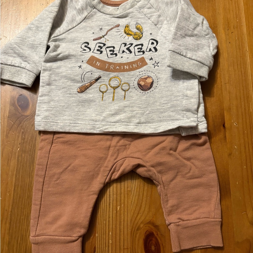 NWOT! H&M Harry Potter Gray and Tan Baby Outfit